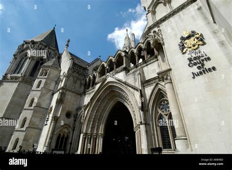 High Court of Justice, London, England, UK Stock Photo - Alamy