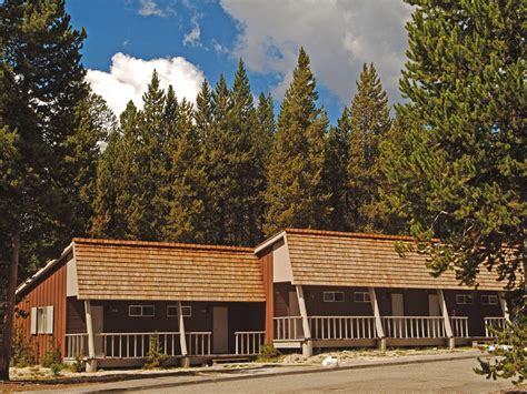 canyon-western-cabins-01 | Yellowstone National Park Lodges