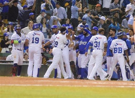 Licey clasifica