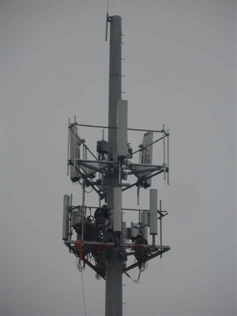 AT&T cell towers getting new home -eParisExtra.com