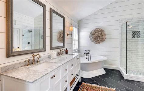 Creating the Perfect Shiplap Style Bathroom