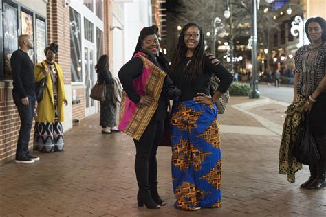 'Black Panther' premiere fashion: Fans' dazzling African-inspired ...