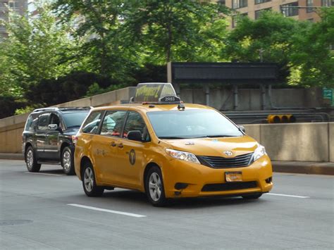 NYC Taxi Toyota Sienna | Jason Lawrence | Flickr