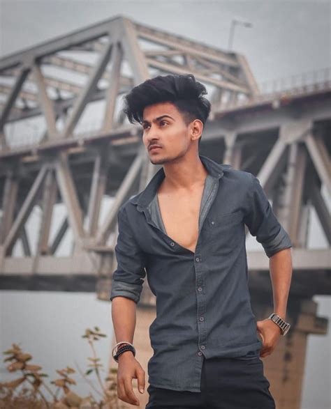 Prashant Singh (prashantrajjput) Age, Instagram Star, GF, Career, Bio