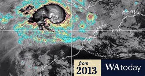 Cyclone Narelle of WA - first pictures depict a "tropical squall line ...