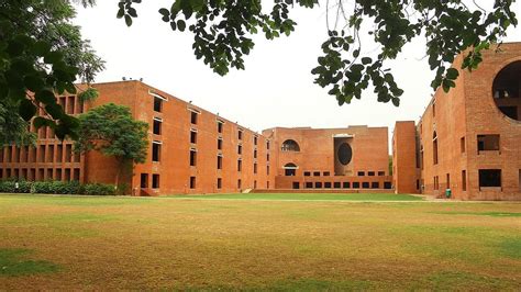 Unhappy with 1-year MBA degree, Modi govt could dilute hard-won autonomy of IIMs