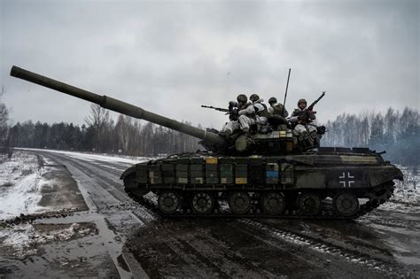 Precision Weapons Revolutionize Russia's War in Ukraine - CEPA