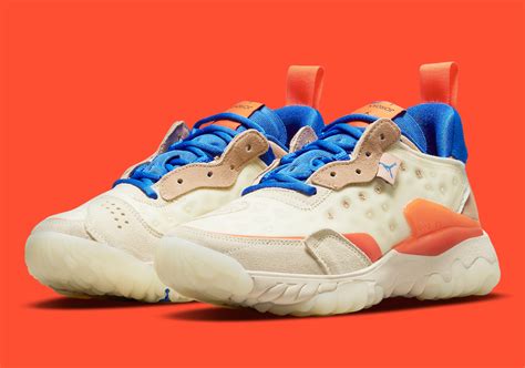 Jordan Delta 2 Orange Blue Nike React CW0913-101 | SneakerNews.com