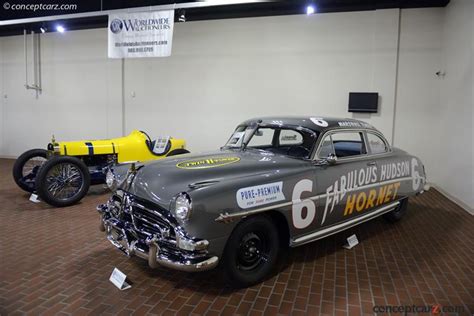 1952 Hudson Hornet NASCAR - conceptcarz.com