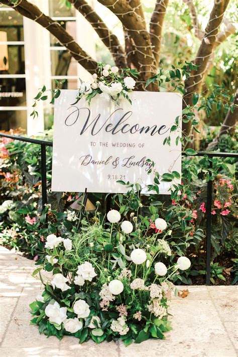 A Garden Wedding with a Hollywood Vibe in Los Angeles