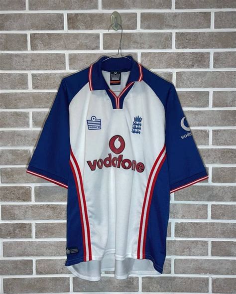 England team vintage cricket - Gem