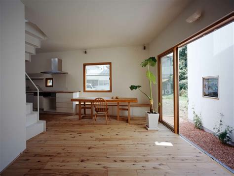 Gallery of Inside House & Outside House / Takeshi Hosaka Architects - 10