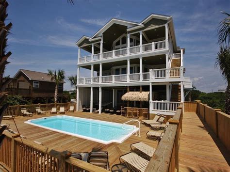 Oceanfront - 16 Bedrooms / 18 Bath-Sleeps 32 To 60 UPDATED 2022 - Tripadvisor - North Topsail ...