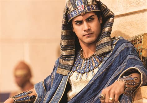 TV Review: "TUT" Brings Egyptian Boy King Back to Life - JUST ADD COLOR-Affirming Ourselves ...