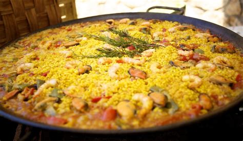 Soy Chef: Paella Cooking Class - Book Online - Cookly