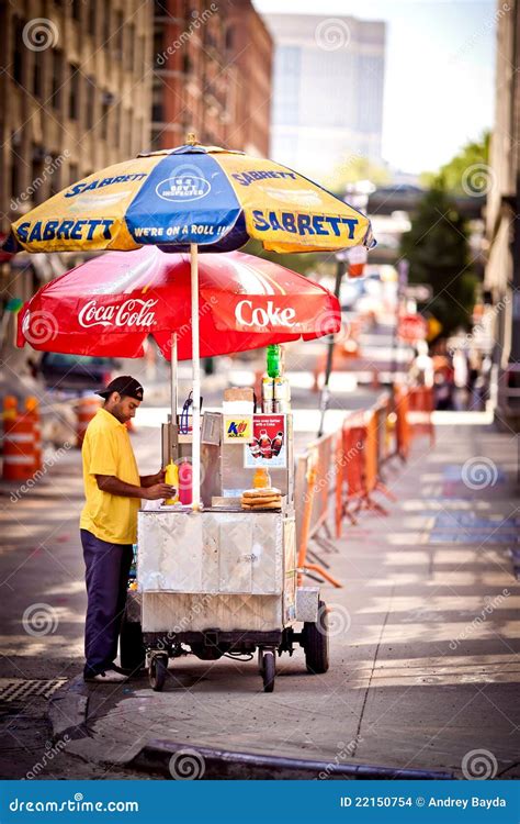 Hot Dog stand in New York editorial stock image. Image of small - 22150754