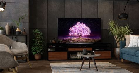 What Is OLED evo? How Does It Differ From Regular OLEDs?