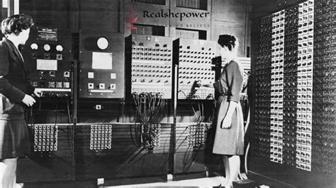 ENIAC: World's First Electronic Computer Programmed By 6 Women