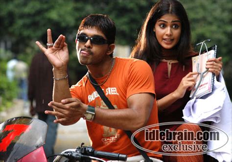 Happy - Telugu cinema Photo Gallery - Allu Arjun & Genelia