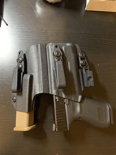 [WTS] Almost BNIB AIWB G19 APLc Holsters (Black and FDE) -PRICE DROP- : GunAccessoriesForSale