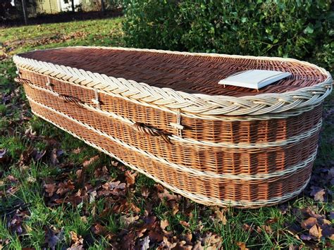 Willow Coffins 6'×20" English Wicker / Willow Eco Coffin – Cream & buff | eBay