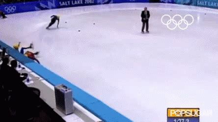 Steven Bradbury Olympics GIF - Steven Bradbury Olympics Gold Medal - Discover & Share GIFs