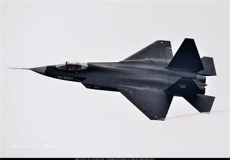 DEFENSE STUDIES: Shenyang FC-31 Fighter Performance 'Leaked' Online