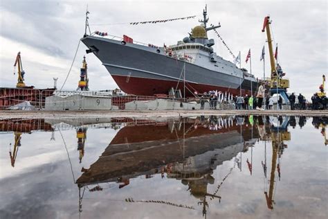 Ukraine hit modern Russian missile ship in occupied Crimea - Euromaidan ...