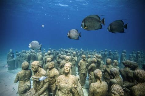 Cancun's Underwater Museum Sculpture photos - Strange Sounds