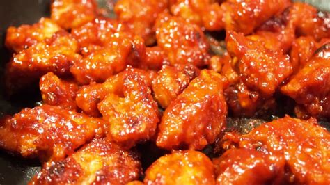 Yangnyeom Chicken Korean Fried Chicken - YouTube