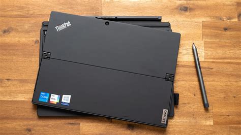 Lenovo ThinkPad X12 Detachable Review: Fighting The Surface