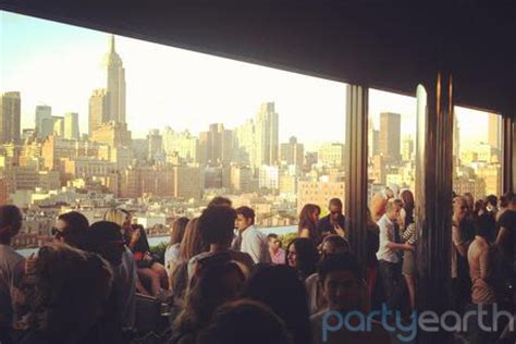 Hot Hotel Rooftop Bars to Hit Up This Summer | HuffPost Life