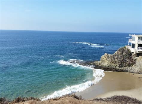 Divers Cove Laguna Beach California is near the popular Heisler Park