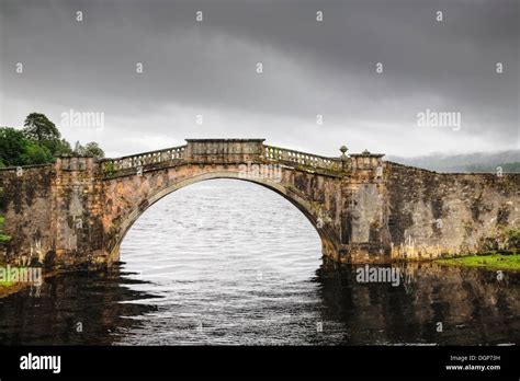 Old bridge near Inveraray on Loch Fyne, Argyll, Scotland, United Stock Photo: 61954133 - Alamy