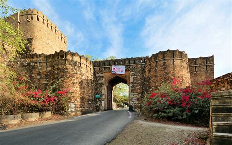 Chittorgarh Fort Biggest Fortress India - Gets Ready