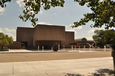 Gallery of AD Classics: Everson Museum / I.M. Pei - 7