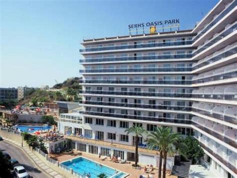 Best Price on Hotel Oasis Park Splash in Costa Brava y Maresme + Reviews