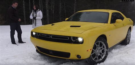 Dodge Challenger GT AWD Gets Frisky in the Snow - autoevolution