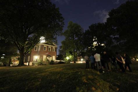 Philadelphia Ghost Tour by Candlelight | GetYourGuide