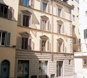 VisitsItaly.com - Tuscany - Welcome to the Albergo Firenze, Florence