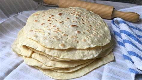 Tortillas de harina de trigo muy fáciles para burritos, quesadillas y sincronizadas - Anna ...