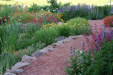 Southeastern Colorado Water Conservancy District Demonstration Xeriscape Garden (Pueblo) | Plant ...