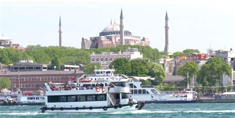 36 Hours in Istanbul: Differences Between European and Asian Side - The ...