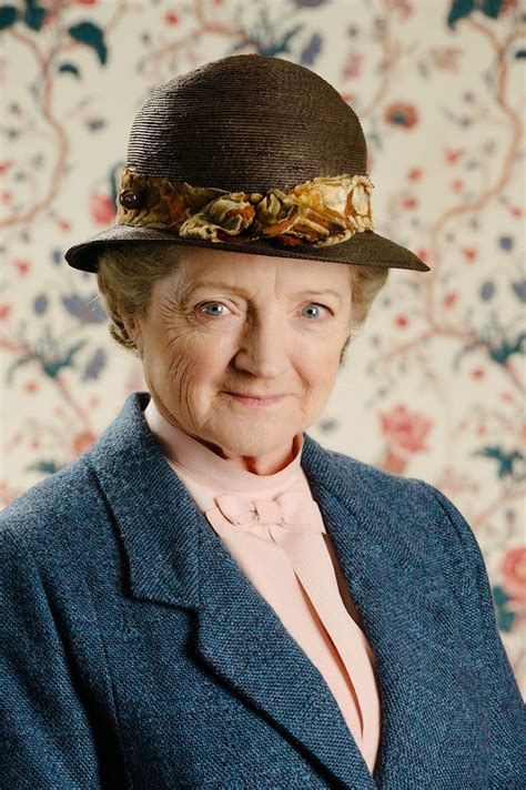 (2013) 'Endless Night' with Julia McKenzie as Agatha Christie's Miss Jane Marple. | Agatha ...