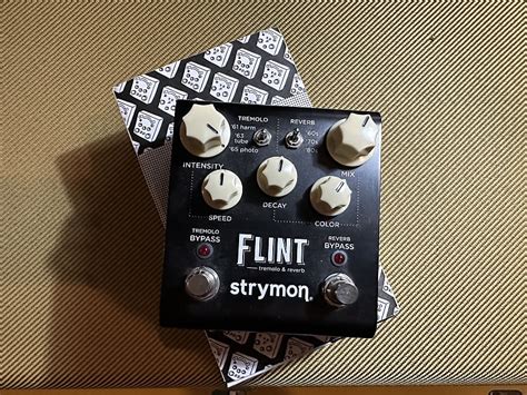 Strymon Flint Reverb and Tremolo V1 2012 - 2022 - Black with | Reverb