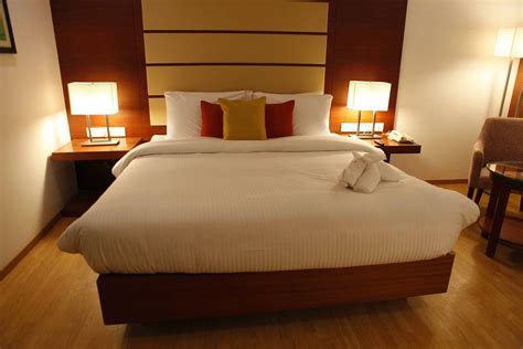 Lemon Tree Hotel, Shimona, Chennai Rooms: Pictures & Reviews - Tripadvisor