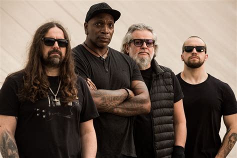 Sepultura anuncia fim da banda e turnê de despedida a partir de 2024 - Alagoas 24 Horas: Líder ...