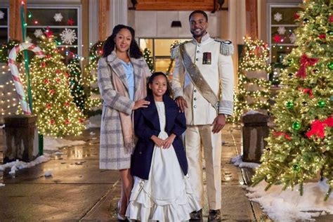 Inventing the Christmas Prince cast list: Tamera Mowry-Housley, Ronnie Rowe Jr. and others to ...