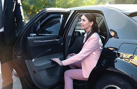 A Luxury Airport Chauffeur Service | Shuttle Direct