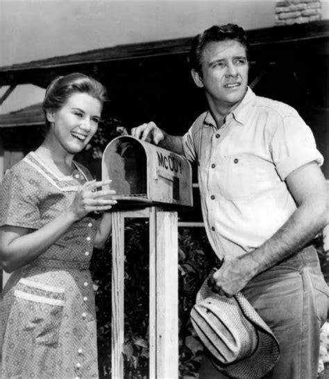 File:Kathy Nolan Richard Crenna The Real McCoys 1960.JPG - Wikimedia Commons